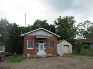 8358 Erickson Rd NE, North Branch, MN 55056