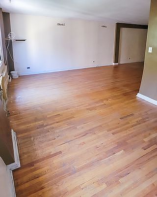 3rd image of 2501 Morris Ave APT 4D
