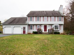 362 Dunstable Rd, Tyngsboro, MA 01879