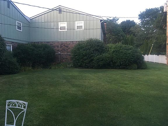 2nd image of 2826 Page Ave