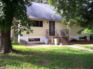 6416 Lewisville Ave, Bensalem, PA 19020