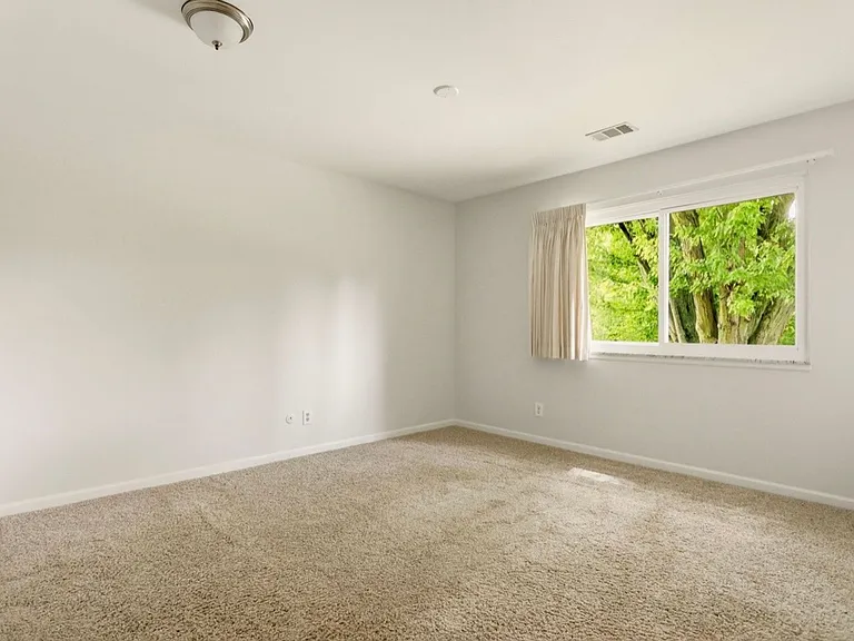205 Provincial Ct #63 — Photo 10