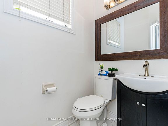 5th image of 4 Martineau Rd