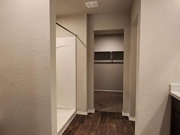 5th image of 21623 Victoria Harbor Dr