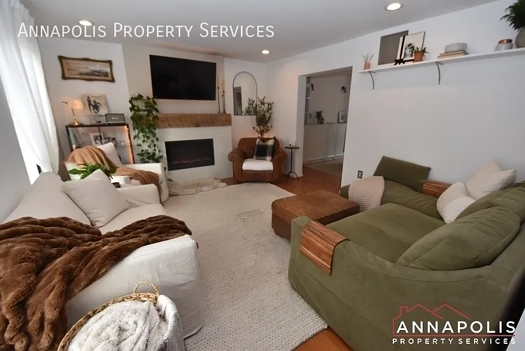 3359 Arundel On The Bay Rd — Photo 10