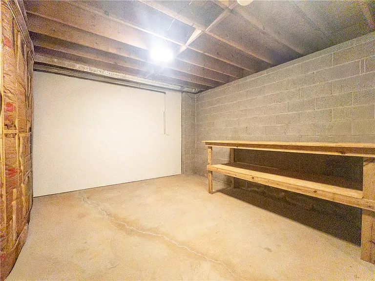 965 Millbrook Ct — Photo 26