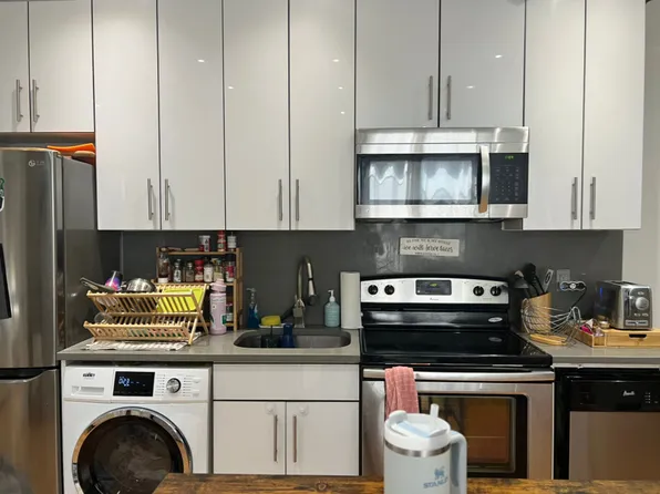 854 West 180th Street image 3 of 19