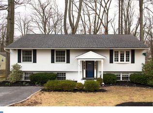 93 Summit Rd, Malvern, PA 19355