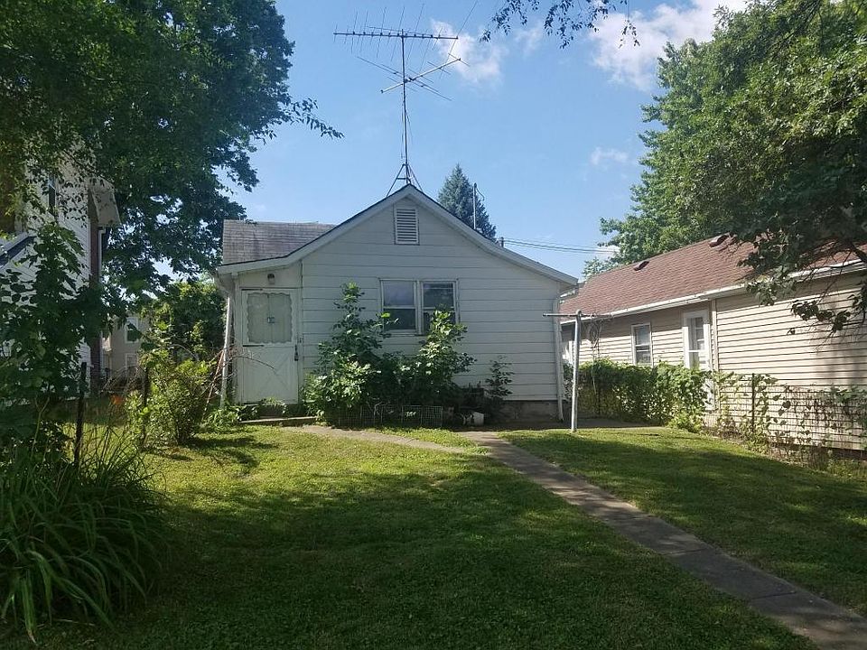 2nd image of 1317 E 5th St