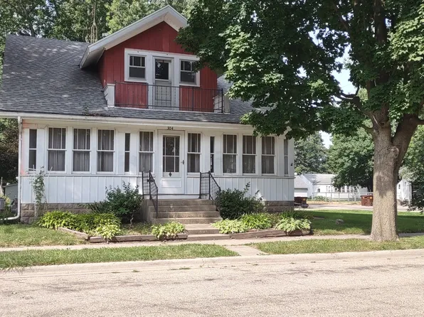 304 E Mason St, Polo, IL 61064
