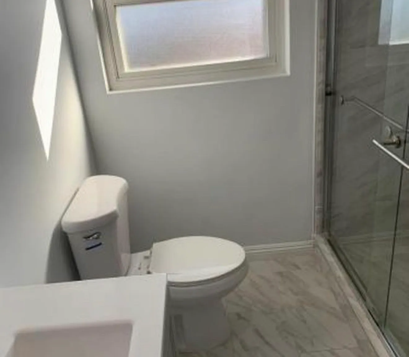 4 bed, 2293 sqft, $1,200 — Photo 1