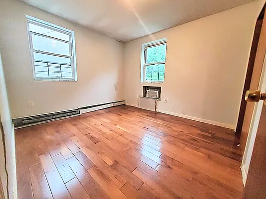 Rented by Bright Villas LLC | media 21