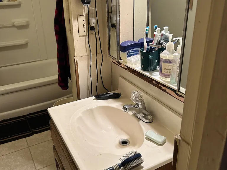 108 Drury Ln — Photo 25