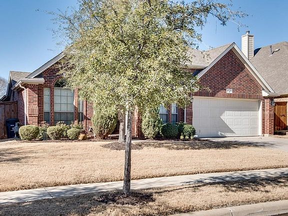 Nice trees in the front