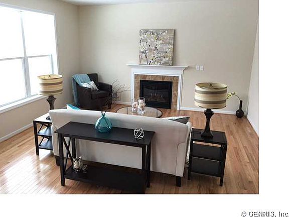 3rd image of 38 Tea Olive Ln