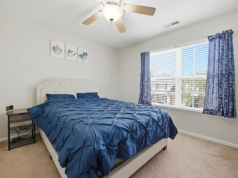 5325 Brinsley Ln — Photo 20