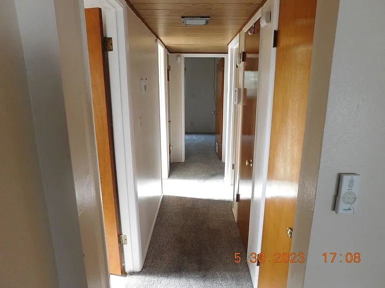 419 Jean Ave — Photo 10