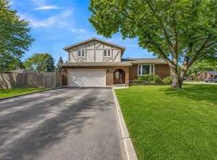 4 Demeyere Ave, Tillsonburg, ON N4G 4V5