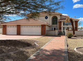 12750 Bay Ln, Apple Valley, CA 92308