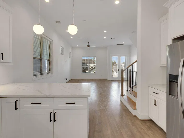 1526 Chestnut St — Photo 19