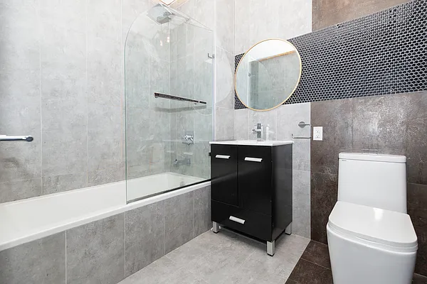 Rented by Nooklyn NYC LLC | media 34