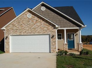 89 River Rd N #2, Fletcher, NC --