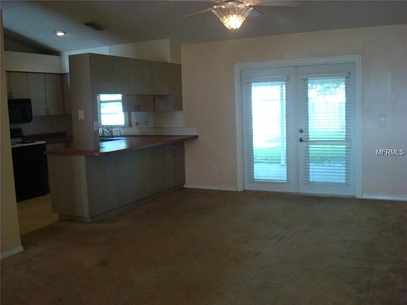 3rd image of 143 Polk Dr