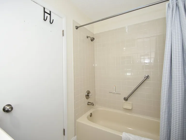 34 Andover Dr — Photo 22