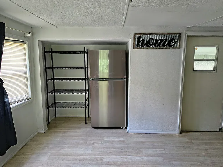 1519 Laun Pl — Photo 3