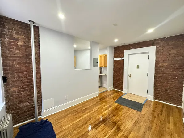 360 Bay Ridge Pkwy APT 3G, Brooklyn, NY 11209