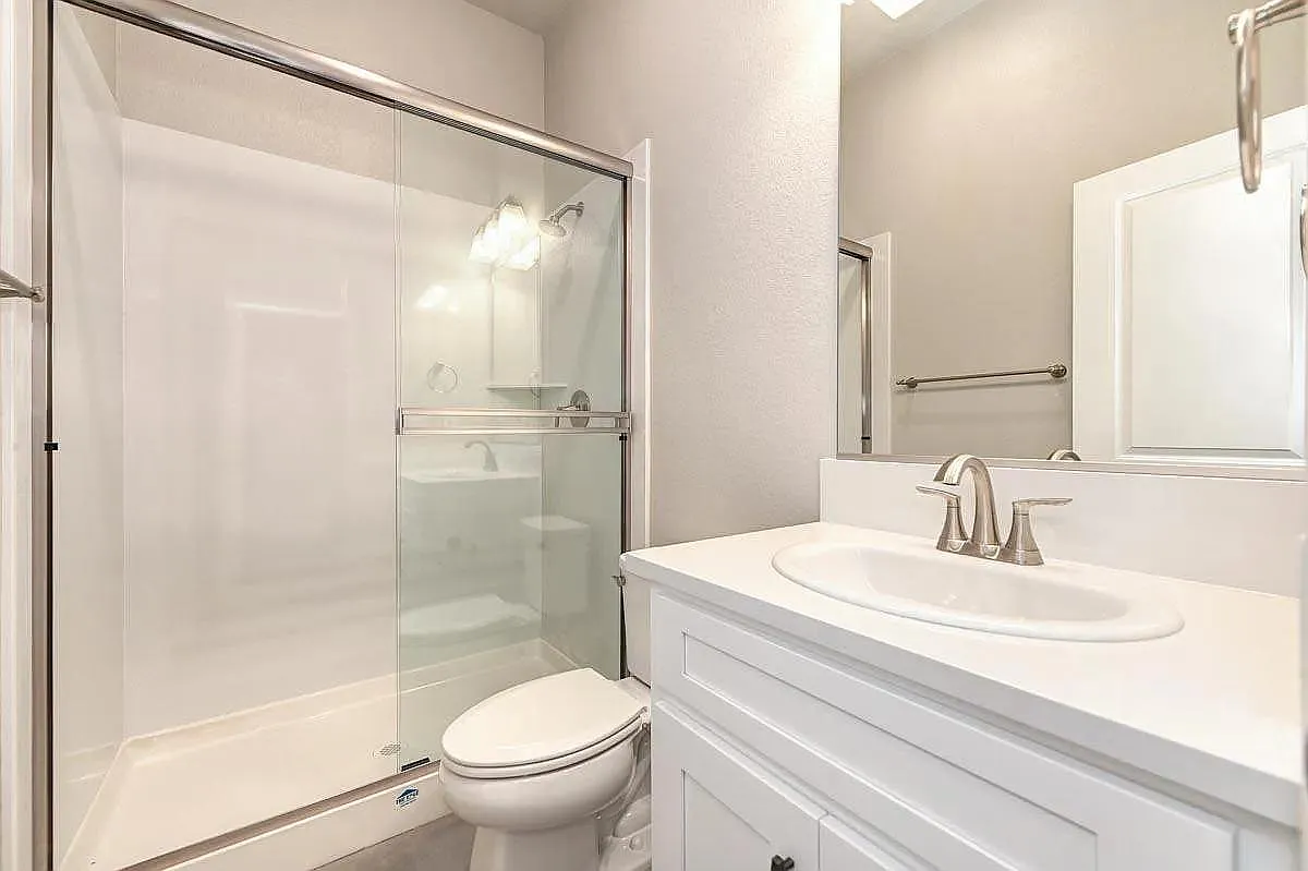 4 bed, 1887 sqft, $3,195 — Photo 4