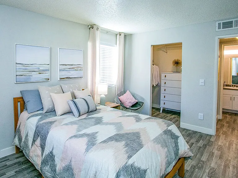 St. Lucia Apartment Homes — Photo 8