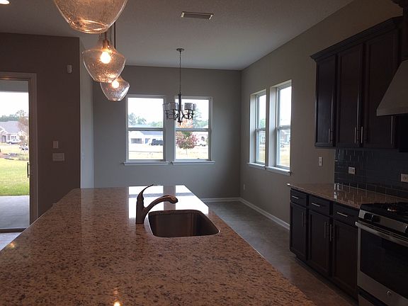 4th image of 3673 Crossview Dr