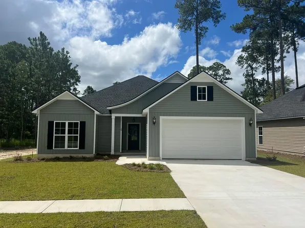 19 Sloans Village Way SE, Moultrie, GA 31788