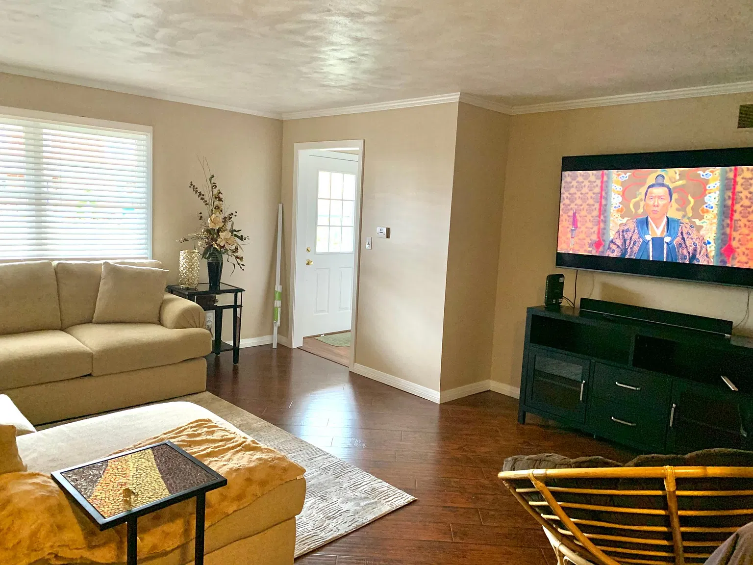 604 Deerfield Dr — Photo 4