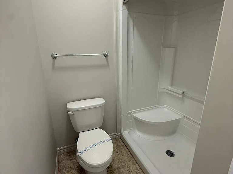 190 Carson Dr — Photo 10