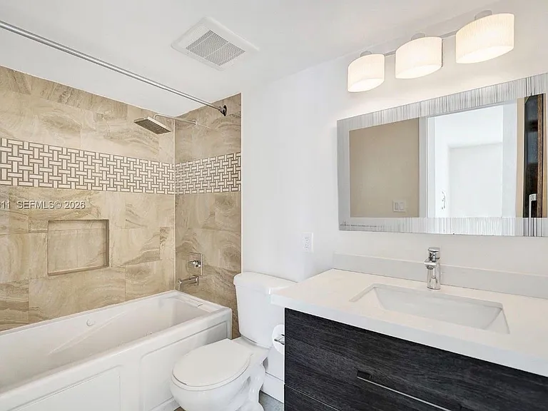 137 Golden Isles Dr #1006 — Photo 12