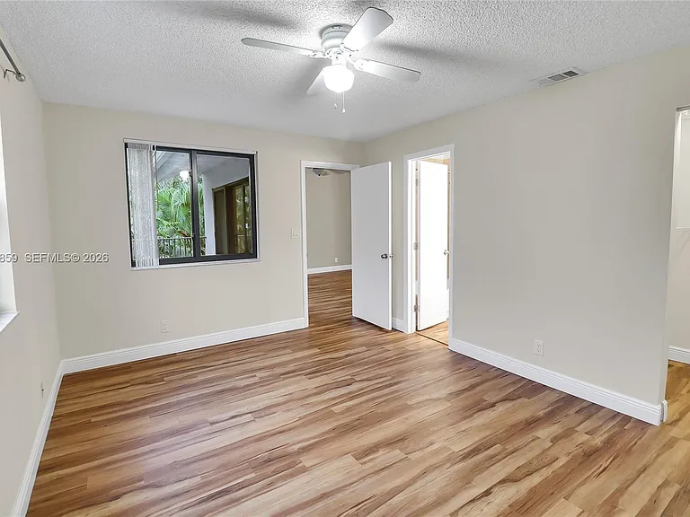 10111 W Sunrise Blvd #303 — Photo 15