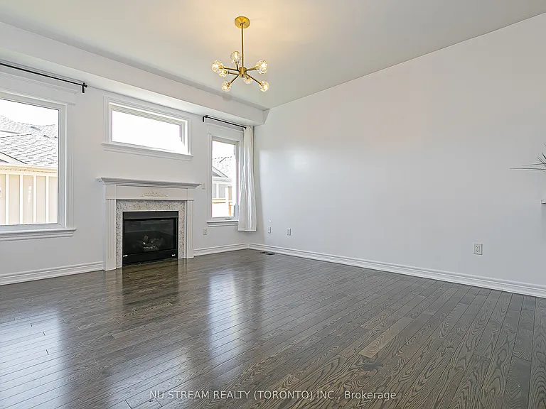 194 Paradelle Dr — Photo 7