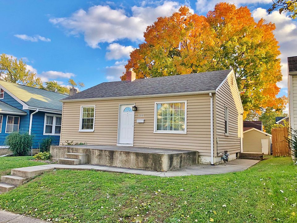 1433 Franklin St. 2 Bedroom, 1 Bath, 1 car, and basement.