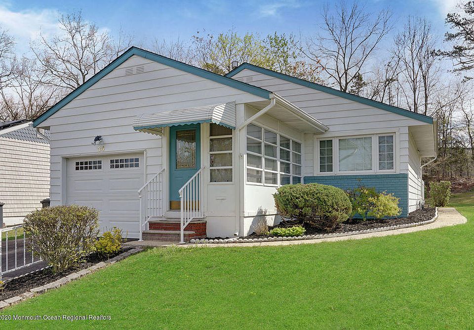 1st image of 34 Green Dr
