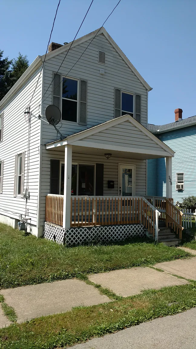528 13th Ave photo 1