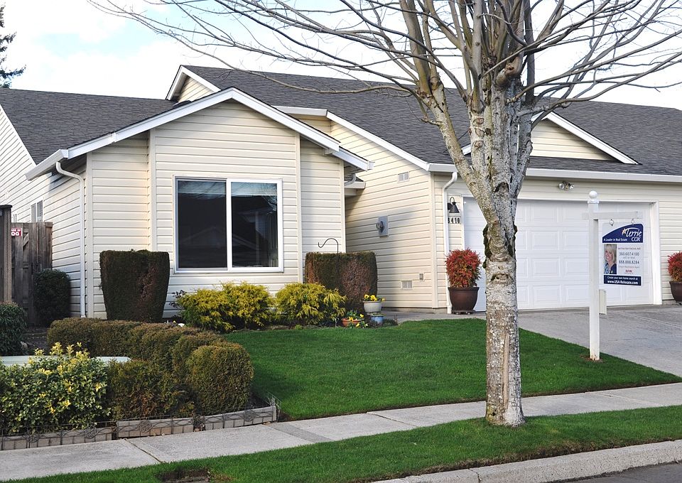 1st image of 8410 NE 55th St