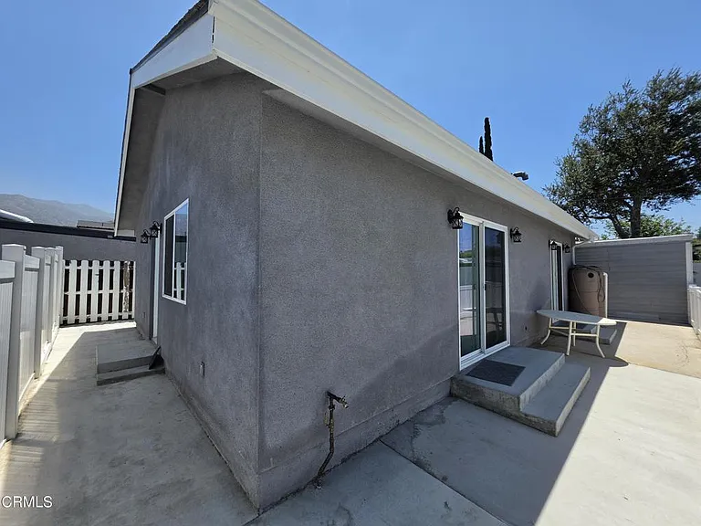 10926 Woodward Ave — Photo 28