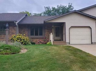 404 9th Ave, Fulton, IL 61252