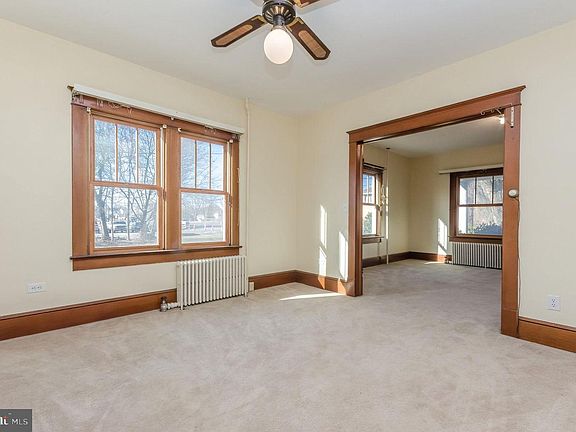 5th image of 3175 Winchester Ave