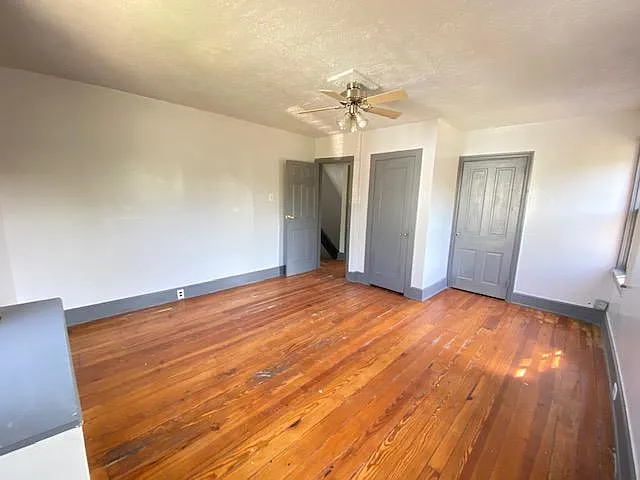 227 E High St — Photo 21