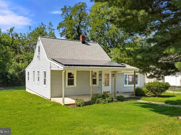 6713 Boxwood Dr, Suitland, MD 20746