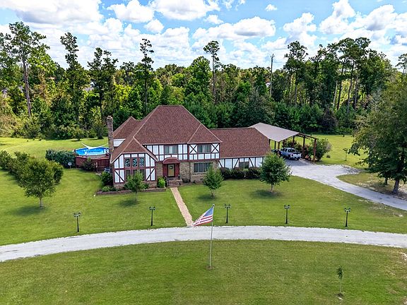 3rd image of 2618 Indian Springs Rd