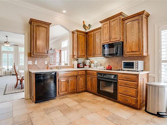 5th image of 7308 W 156th St